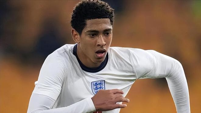 机会很多！杨瀚森G联赛表现：场均14.5分11板3.5助