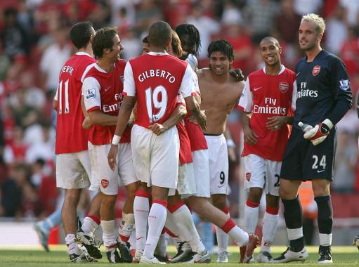 萨利巴：还有两场半决赛要踢，我们必须赢下英联杯决赛（萨利巴：半决赛还剩两回合，英联杯决赛势在必胜）