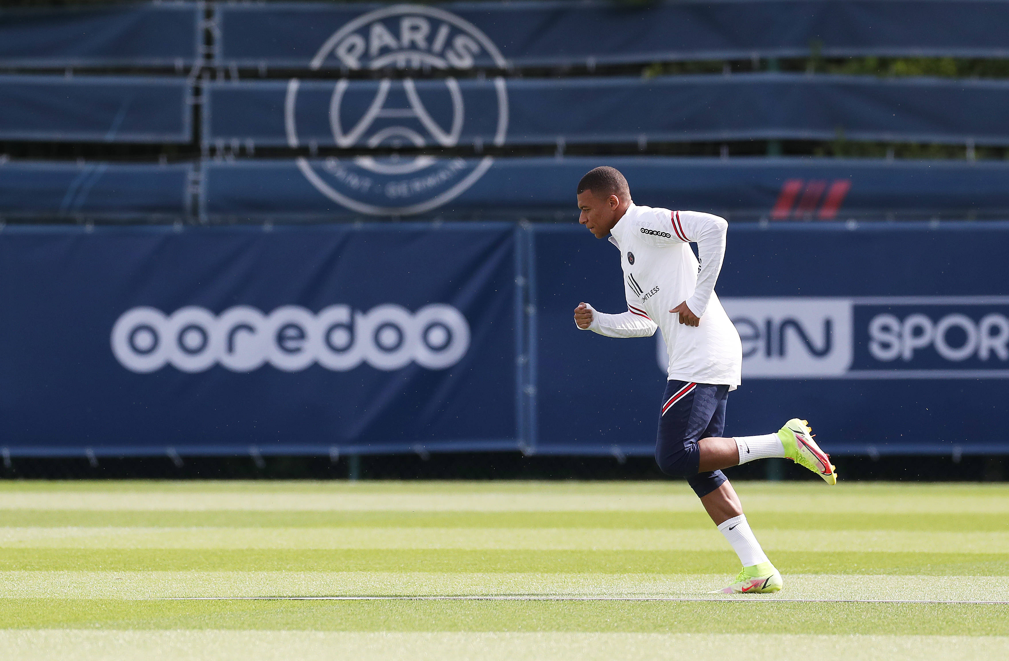 仅次于佩佩，大卫-路易斯是欧冠联赛第二年长的进球者（大卫-路易斯成欧冠联赛第二年长进球者，仅次于佩佩）