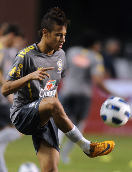 天津足协发布文明观赛倡议：津“城”文明，津“诚”有礼