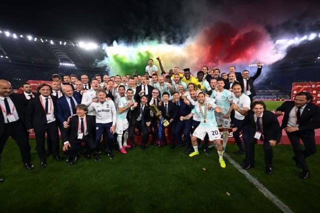 队记：鹈鹕不会草率地接受锡安报价，交易或要等到明年休赛期